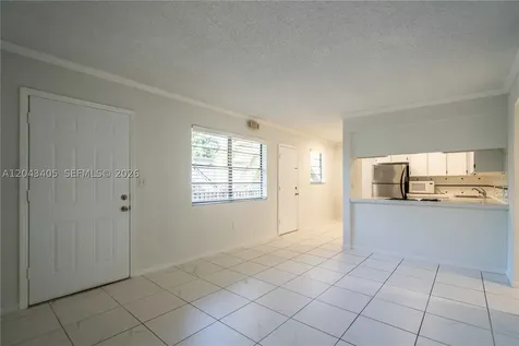 3265 Virginia Street Miami FL 33133