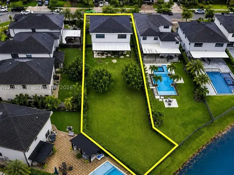 8822 NW 161st Terrace Miami Lakes FL 33018
