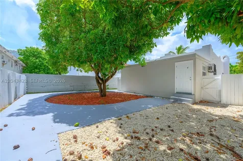 8057 NE 1st Avenue Miami FL 33138