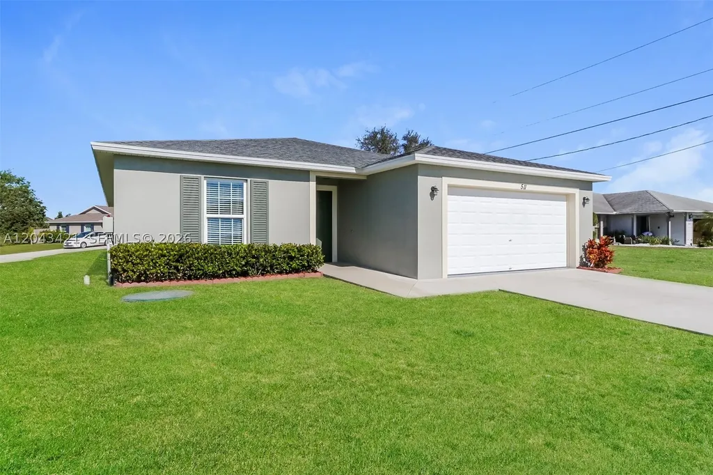 511 SW Nadell Avenue Port St. Lucie FL 34953