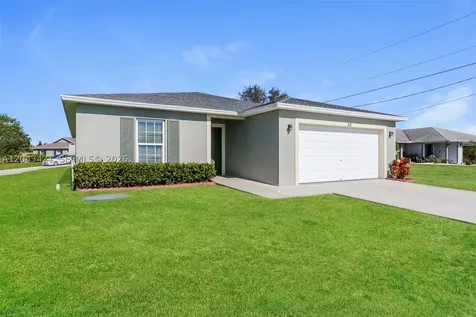 511 SW Nadell Avenue Port St. Lucie FL 34953