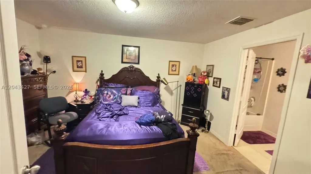 1012 Wynnmere Walk Avenue Other City - In The State Of Florida FL 33570