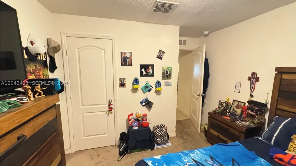 1012 Wynnmere Walk Avenue Other City - In The State Of Florida FL 33570