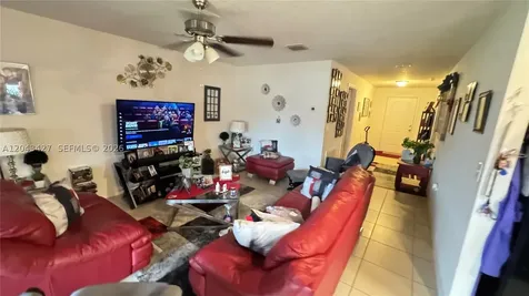 1012 Wynnmere Walk Avenue Other City - In The State Of Florida FL 33570