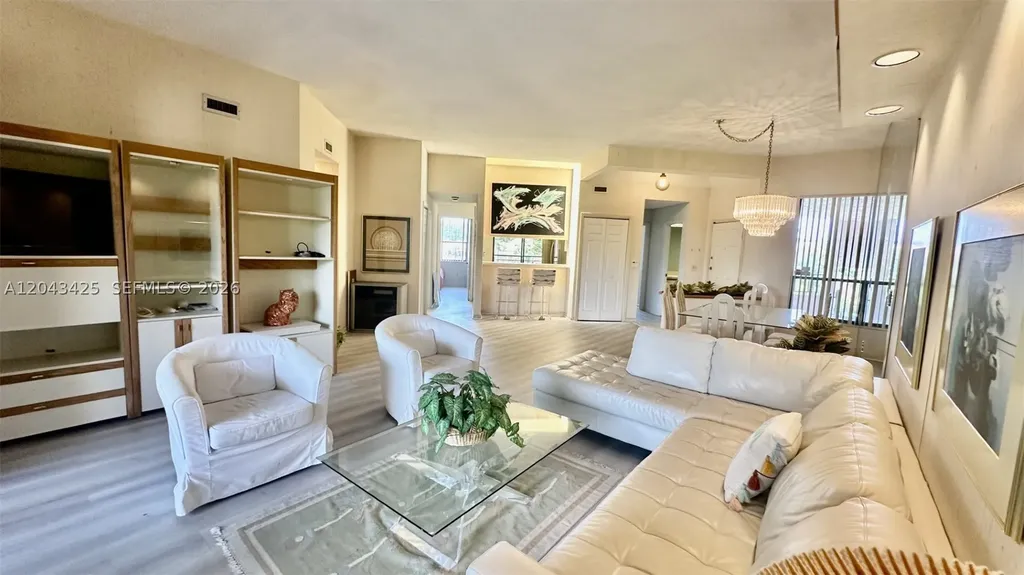 7472 La Paz Boulevard Boca Raton FL 33433