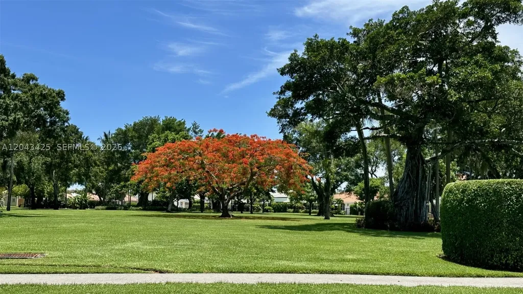 7472 La Paz Boulevard Boca Raton FL 33433