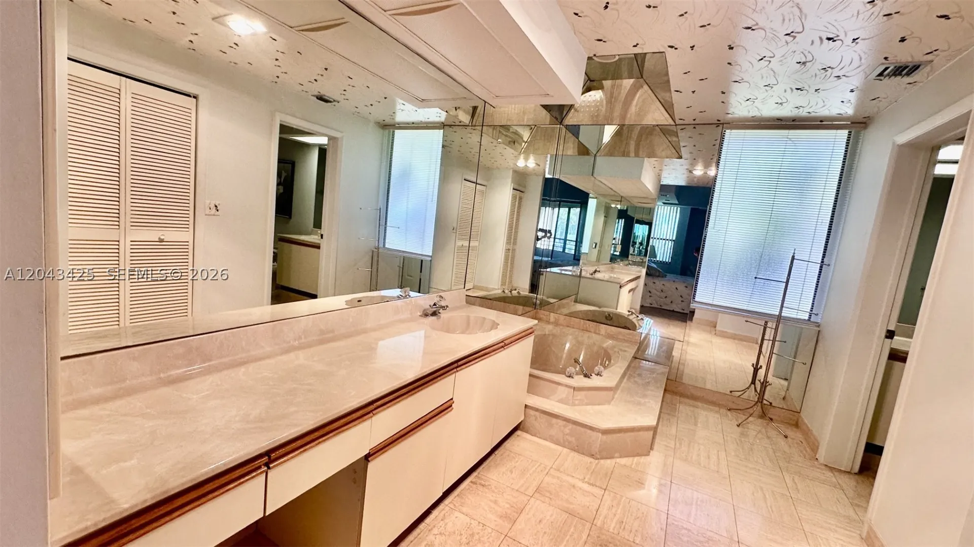 7472 La Paz Boulevard Boca Raton FL 33433