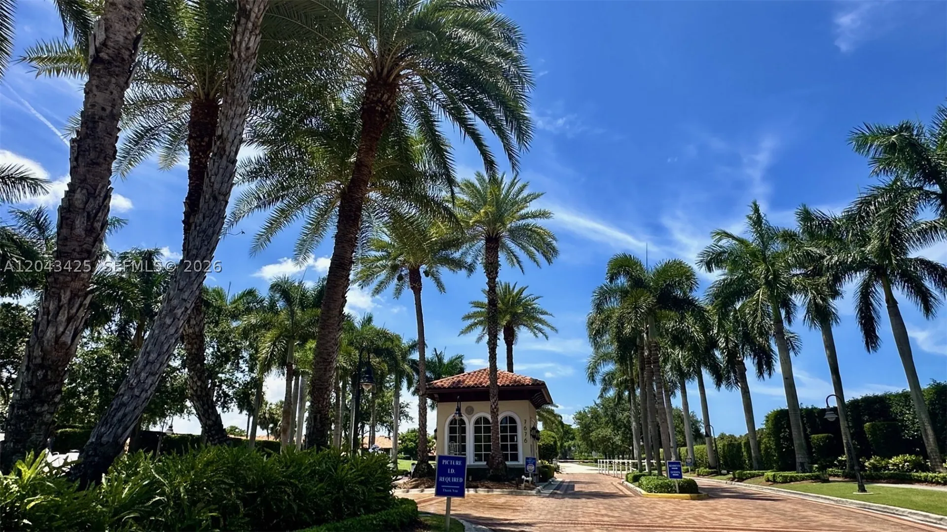 7472 La Paz Boulevard Boca Raton FL 33433