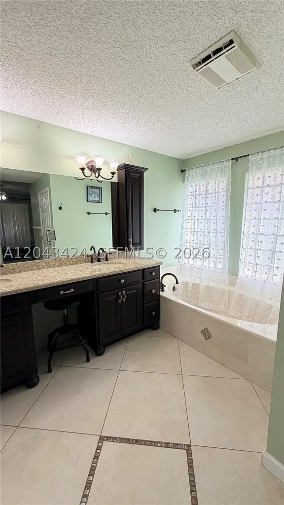 5569 NW 106th Drive Coral Springs FL 33076