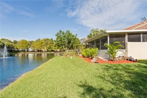 5569 NW 106th Drive Coral Springs FL 33076