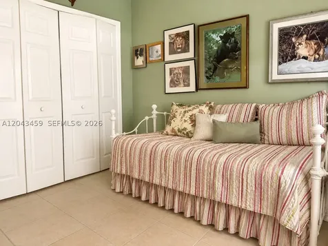 9812 SW 77th Place Miami FL 33156