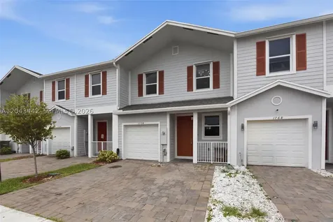 1774 SE 9th Avenue Homestead FL 33034