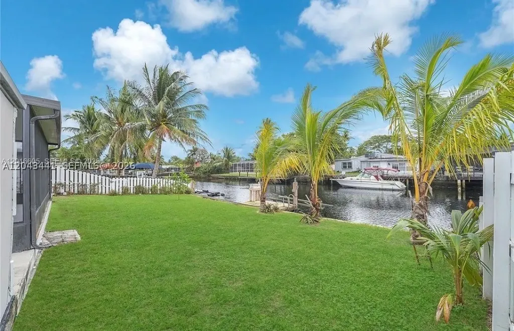 2718 Sherman Street Hollywood FL 33020