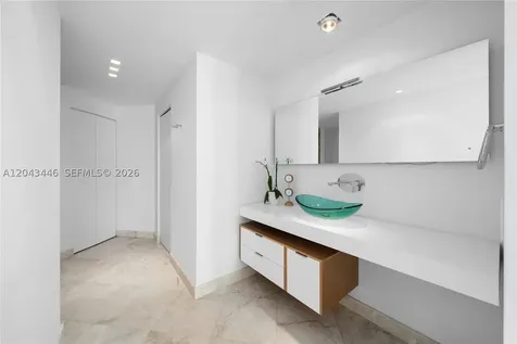 4779 Collins Avenue Miami Beach FL 33140