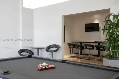 4779 Collins Avenue Miami Beach FL 33140