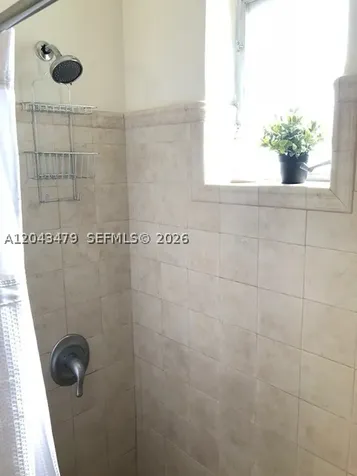 2385 NW 11th Street Miami FL 33125