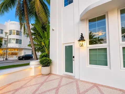 3025 Indian Creek Drive Miami Beach FL 33140
