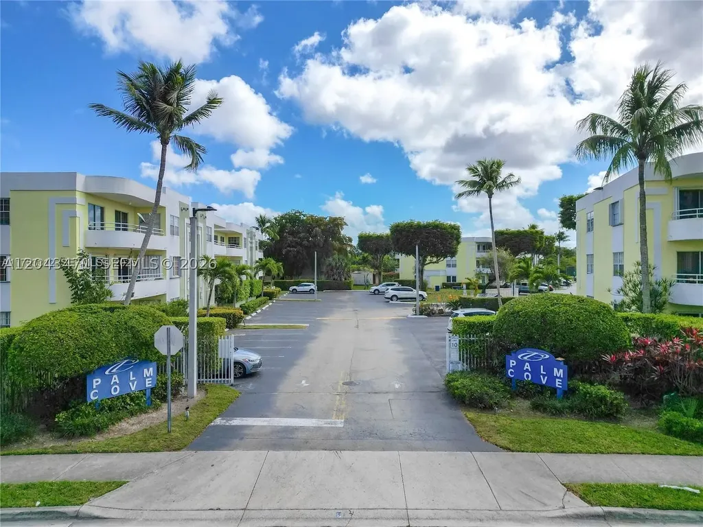 10755 SW 108th Avenue Miami FL 33176