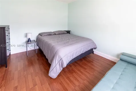 1460 Ocean Drive Miami Beach FL 33139