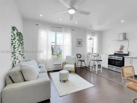 1618 Michigan Avenue Miami Beach FL 33139