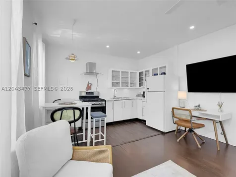 1618 Michigan Avenue Miami Beach FL 33139