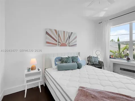 1618 Michigan Avenue Miami Beach FL 33139