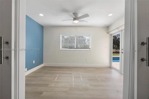 4914 SW 90th Avenue Cooper City FL 33328