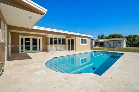 4914 SW 90th Avenue Cooper City FL 33328