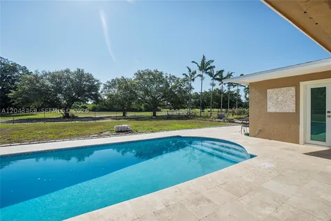 4914 SW 90th Avenue Cooper City FL 33328