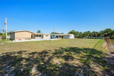 4914 SW 90th Avenue Cooper City FL 33328