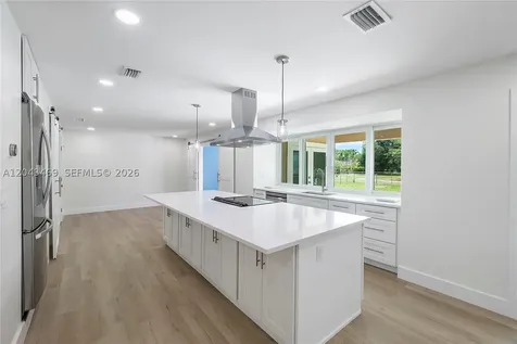 4914 SW 90th Avenue Cooper City FL 33328