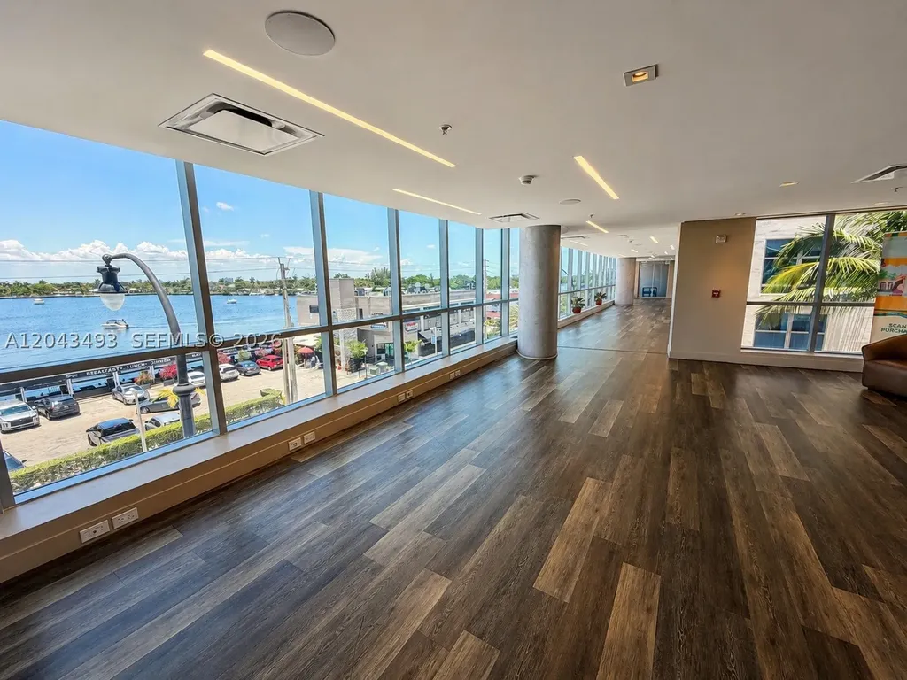 777 N Ocean Drive Hollywood FL 33019