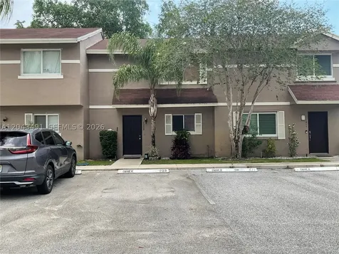1209 Sussex Drive North Lauderdale FL 33068