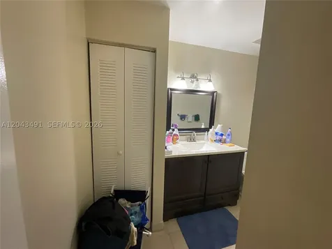 1209 Sussex Drive North Lauderdale FL 33068