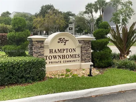 1209 Sussex Drive North Lauderdale FL 33068