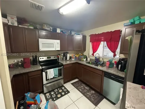 1209 Sussex Drive North Lauderdale FL 33068