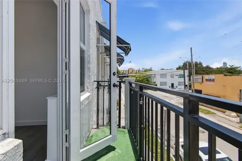 402 NW 12th Avenue Miami FL 33128