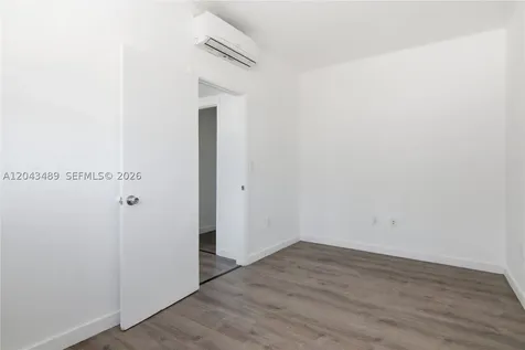 402 NW 12th Avenue Miami FL 33128