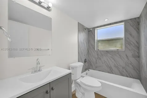 861 SW 74 Terrace North Lauderdale FL 33068