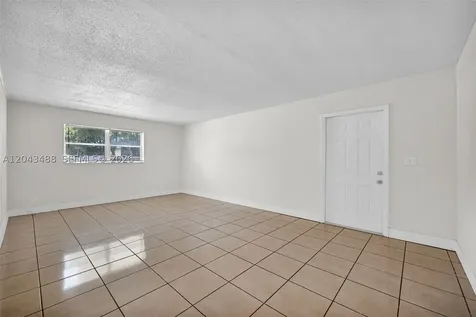 861 SW 74 Terrace North Lauderdale FL 33068