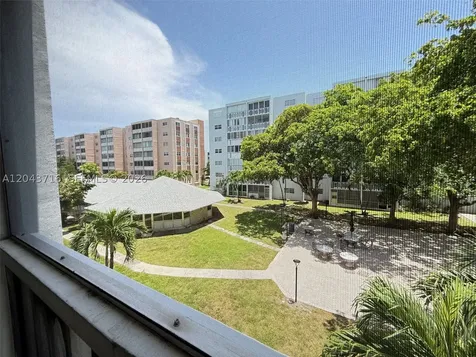 320 NE 12th Avenue Hallandale Beach FL 33009