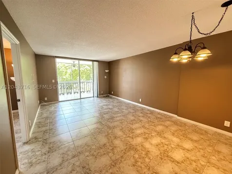 320 NE 12th Avenue Hallandale Beach FL 33009
