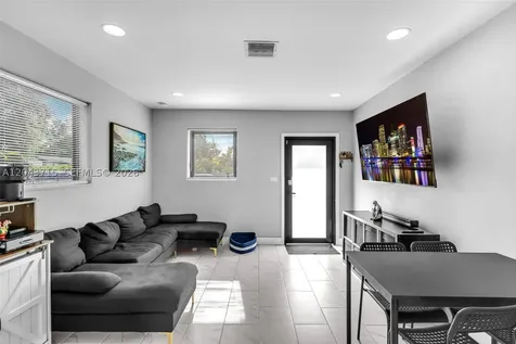 15100 NE 14th Court North Miami Beach FL 33162