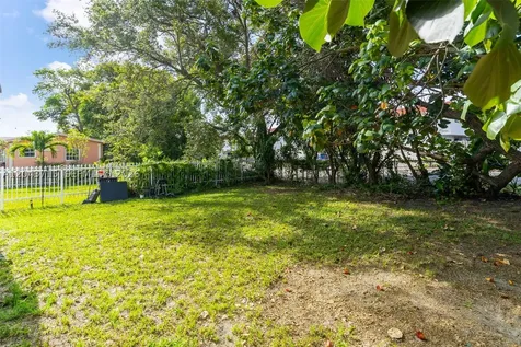 15100 NE 14th Court North Miami Beach FL 33162