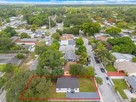 15100 NE 14th Court North Miami Beach FL 33162