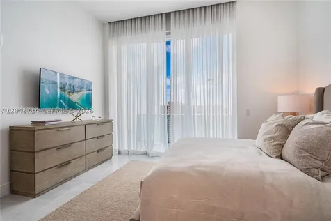 17550 Collins Avenue Sunny Isles Beach FL 33160