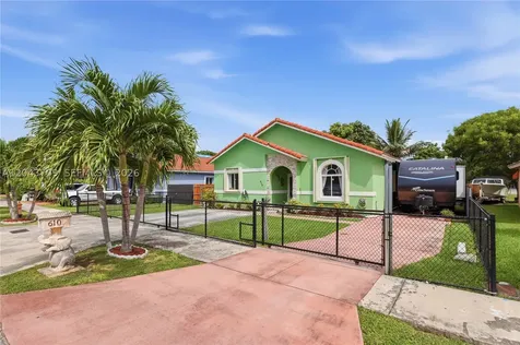 610 SE 12th Terrace Homestead FL 33033