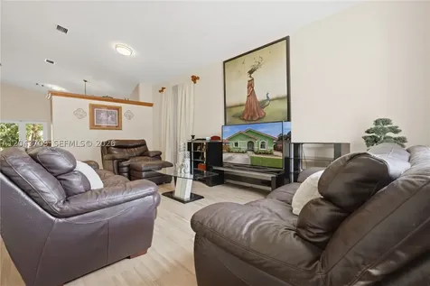 610 SE 12th Terrace Homestead FL 33033