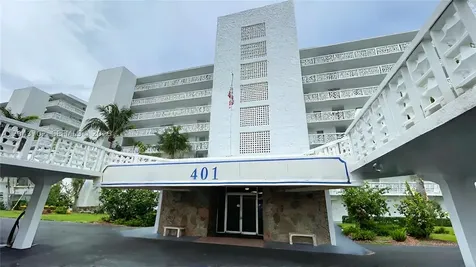 401 Lake Shore Drive Lake Park FL 33403
