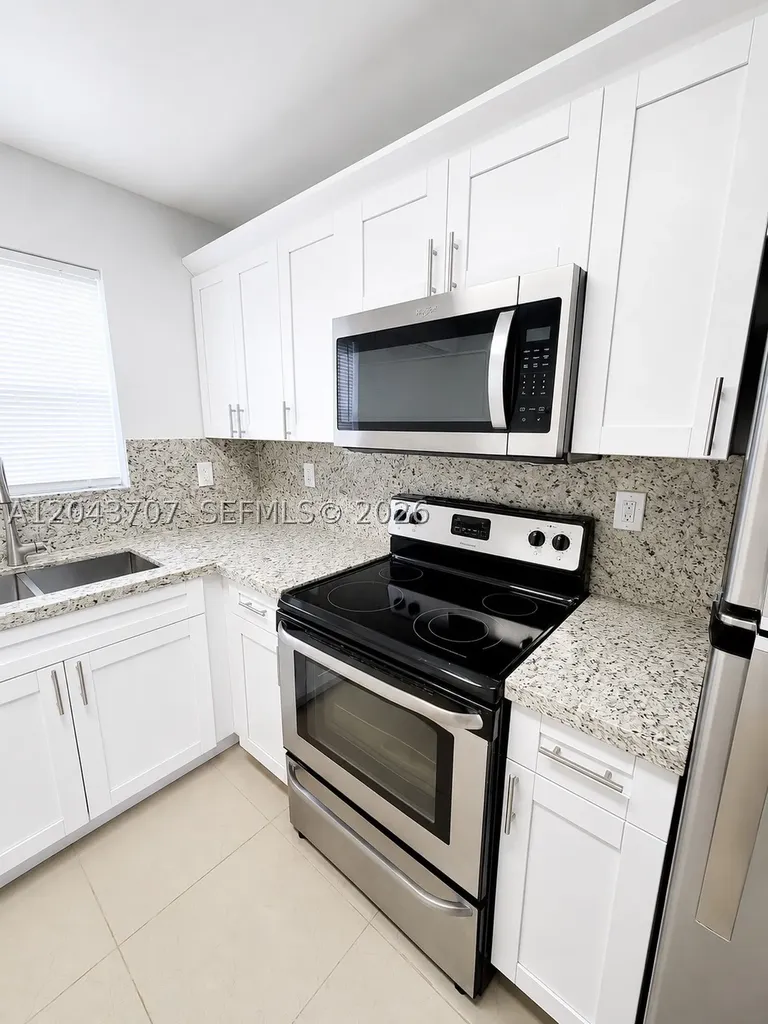 1723 Wiley Street Hollywood FL 33020